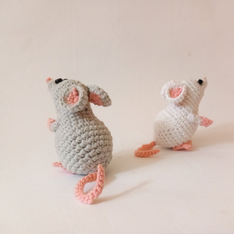Small Mouse Crochet Pattern