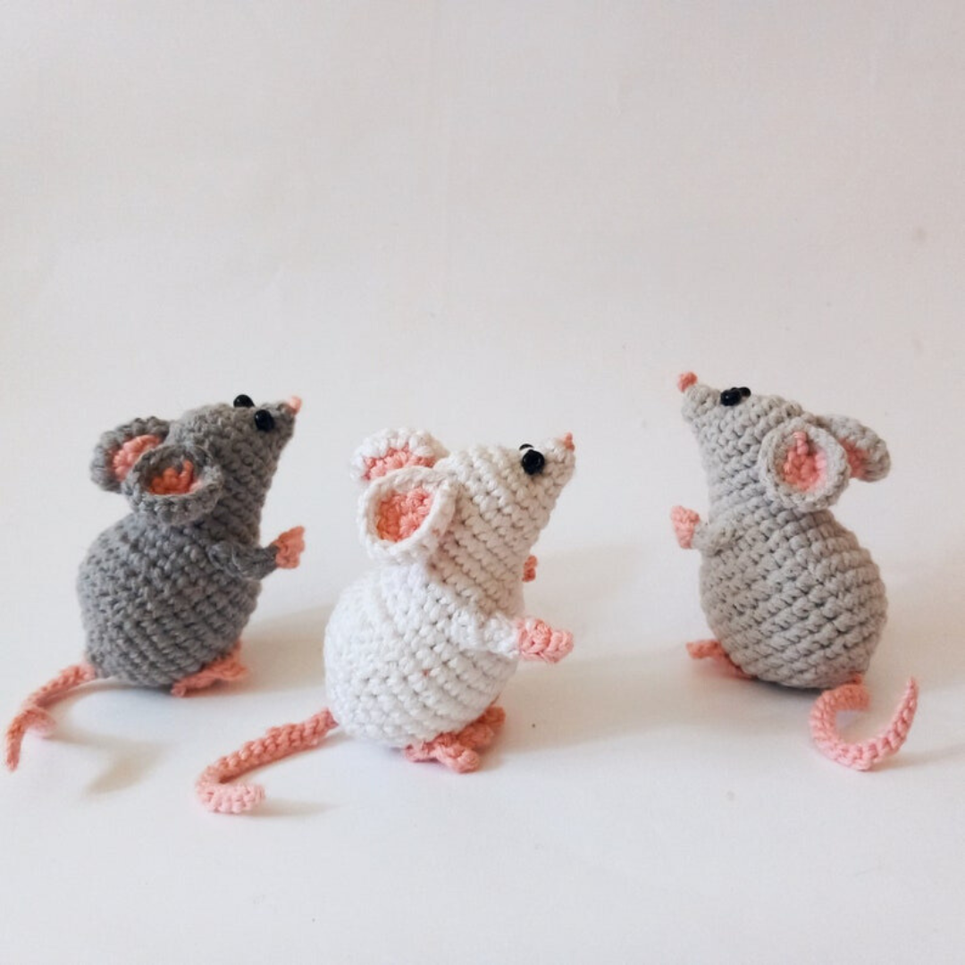 Small Mouse Crochet Pattern